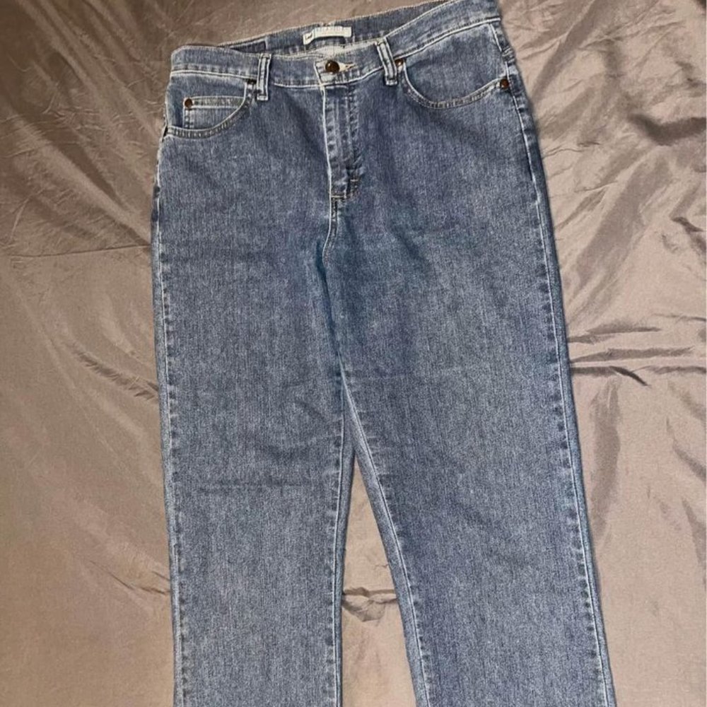 Ladies Lee Relaxed Fit Blue Jeans, Size 10